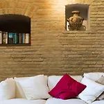 Апартаменты Zafferano Rooftop Terrace Tower House