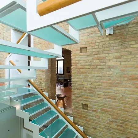 Zafferano Rooftop Terrace Tower House Apartment *