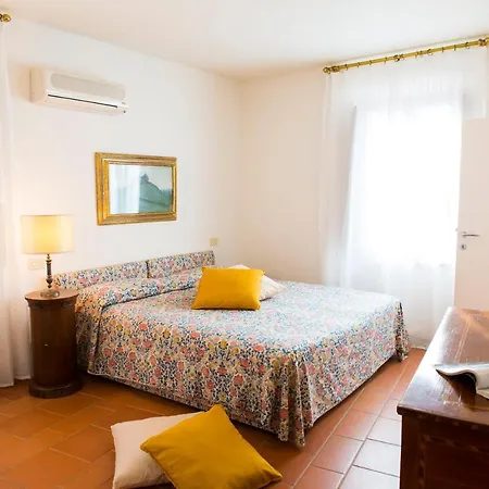 Zafferano Rooftop Terrace Tower House *